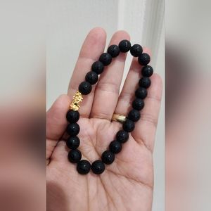 18 Karat Piao Black Mantra